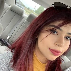 Meet your Posher, Angie